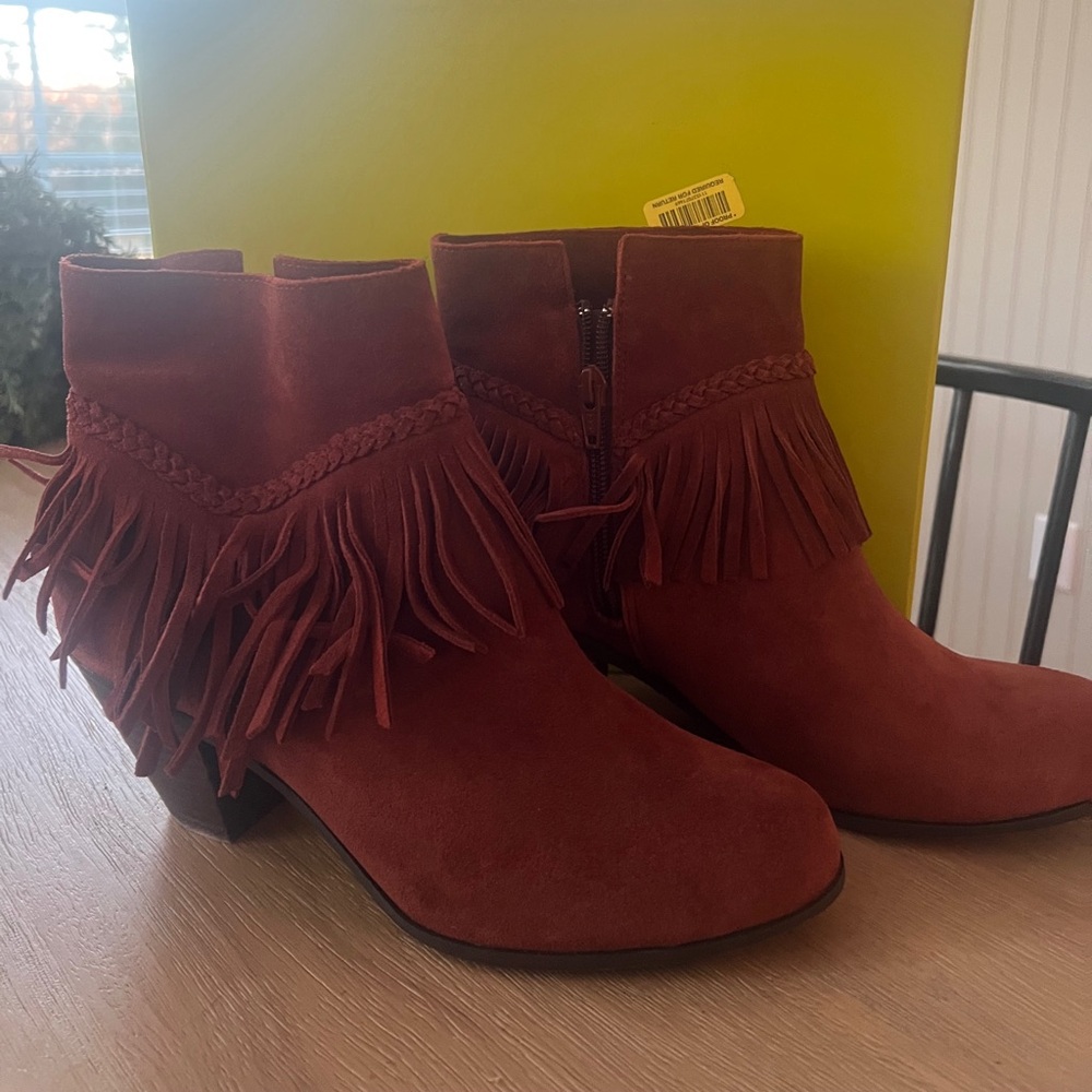 Gianni Bini Fay Dark Sepia Booties